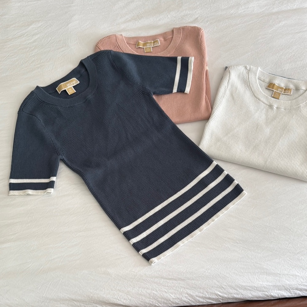 MICHAEL Michael Kors Blue and Pink Short Sleeve Tees